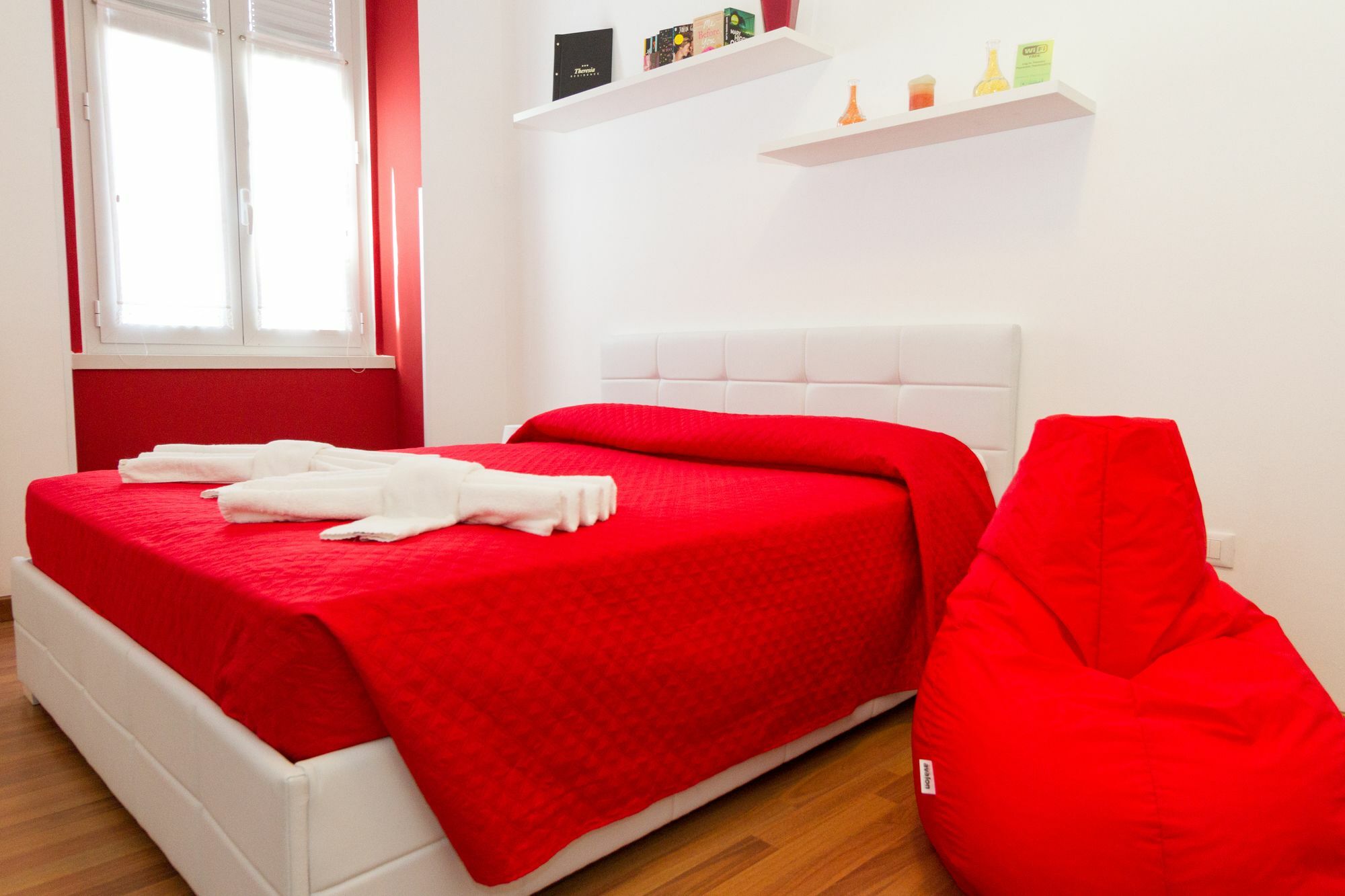 Theresia- Tailor Made Aparthotel 2*