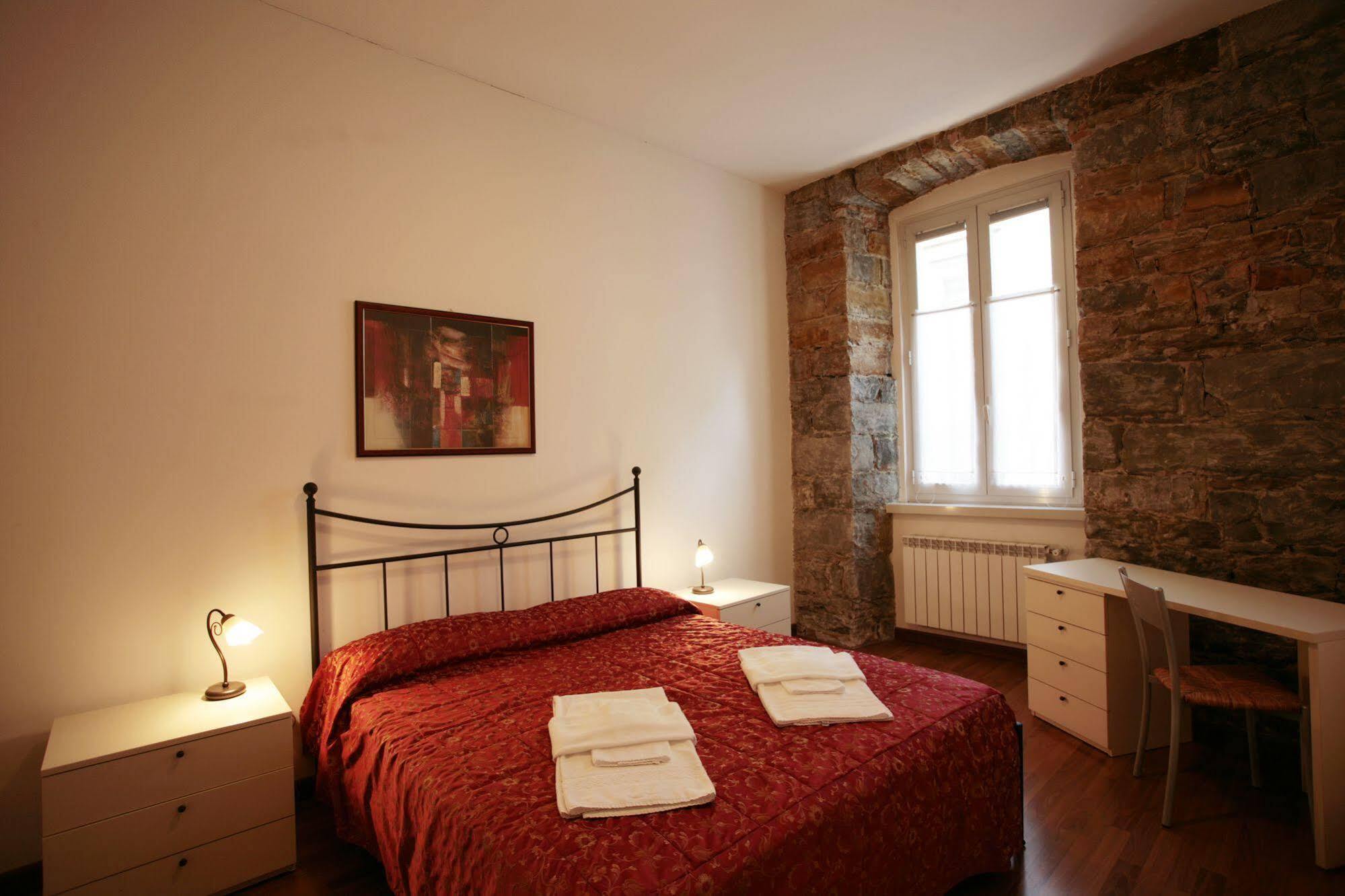 Theresia- Tailor Made Aparthotel 2*